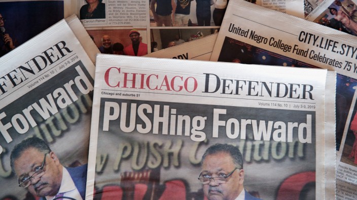 Historic Black Newspaper, Chicago Defender, To End Print Edition