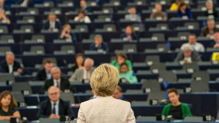 Europäische Union: Wie geht es weiter mit der EU? Dazu hat eine von Kommissionspräsidentin von der Leyen angeregte Zukunftskonferenz Vorschläge vorgelegt, die nicht zuletzt das Parlament stärken würden.