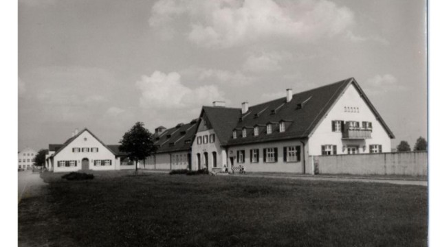 "Kräutergarten" in Dachau: Das ehemalige Lehr- und Forschungsinstitut und Verwaltung des "Kräutergarten".