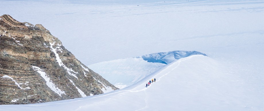 Der Mount Sidley ist der höchste Vulkan der Antarktis und komplett vereist.