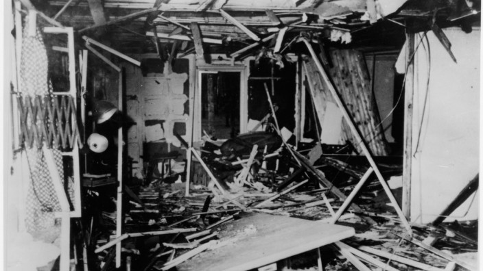 Prantls Blick: Hitlers Hauptquartier nach dem Anschlag.
