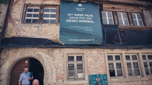 Denkmalschutz: Der 2015 gegründete Verein Kulturerbe Bayern hat es sich zum Ziel gesetzt, unbetreute und vom Verfall bedrohte bauliche Schmuckstücke wie das Gebäude Judengasse 10 in Rothenburg vor dem Verfall zu bewahren.