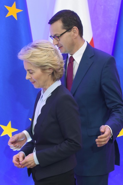 Europa: Am Donnerstag reiste Ursula von der Leyen weiter zu Polens Premier Mateusz Morawiecki.