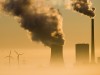 Kohlekraftwerk Mehrum und Windräder produzieren Strom