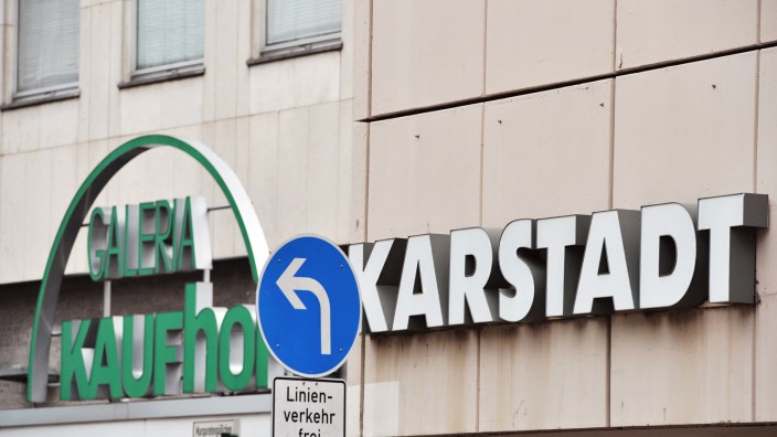 Kaufhof und Karstadt