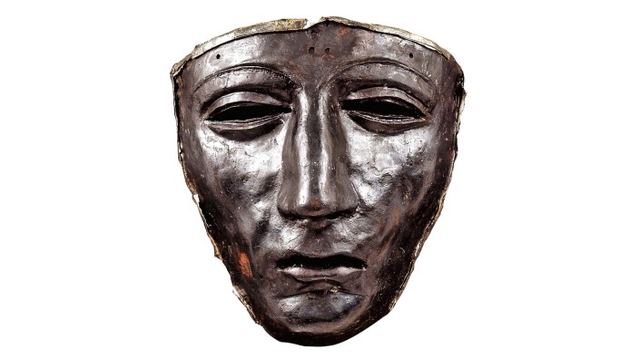 Varus-Schlacht: Auf dem antiken Schlachtfeld in Kalkriese wurde noch 1990 die Gesichtsmaske eines römischen Reiters gefunden.