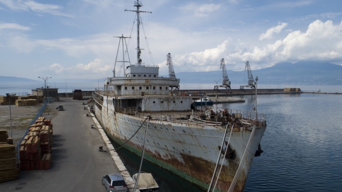 Kroatien: Am Hafen von Rijeka rostet die Galeb vor sich hin. Der Umbau der „Möwe“ würde Millionen kosten.