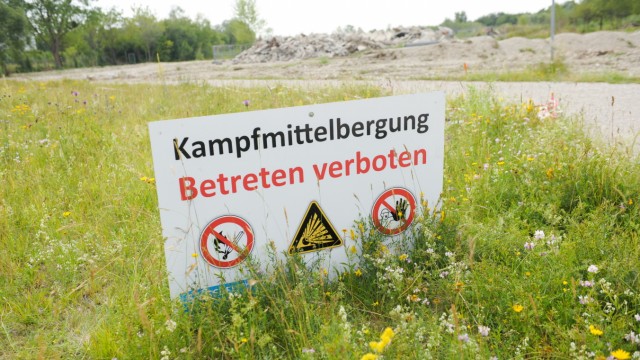 Fröttmaninger Heide: Ein Schild warnt vor dem Betreten der Heide.