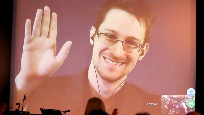 Prantls Blick: Der Whistleblower Edward Snowden veröffentlicht am 17. September seine Memoiren.