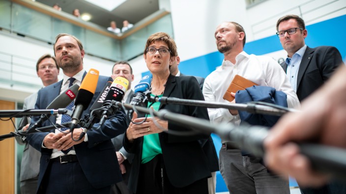 Kramp-Karrenbauer trifft sächsische CDU-Vorsitzende