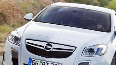 Opel Insignia OPC: "Mit dem Insignia OPC starten wir in ein neues OPC-Zeitalter", hofft nun GM-Europe Vize-Präsident Alain Visser.