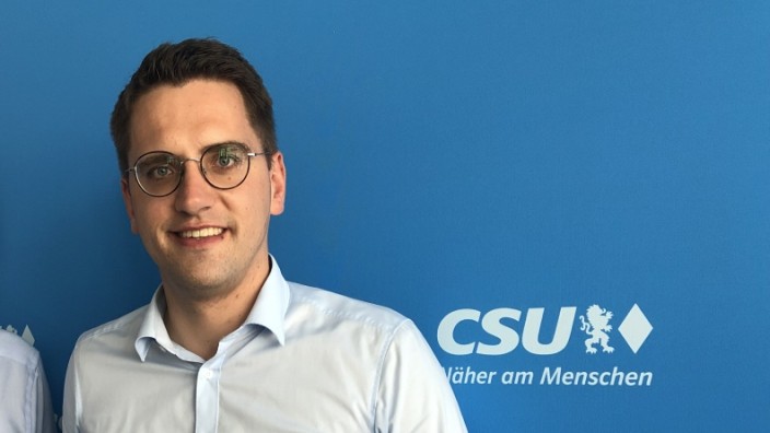Junge Union in Bayern: Der Junge und der Jüngere: Hans Reichhart (li.) will den JU-Vorsitz an Christian Doleschal abgeben.