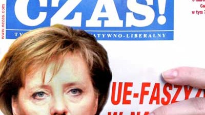 Thilo Sarrazin und die Folgen: Merkel mit Hitlerbart - da ist Empörung garantiert.
