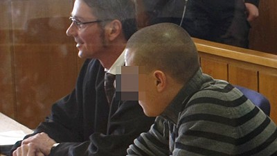 Holzklotz-Prozess: Nikolai H. vor dem Landgericht Oldenburg: Sein Verteidiger hat nun Freispruch für seinen Mandanten gefordert.