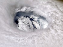 Wetterphänomen: Erster Hurrikan der Saison zieht auf Mexikos Pazifikküste zu