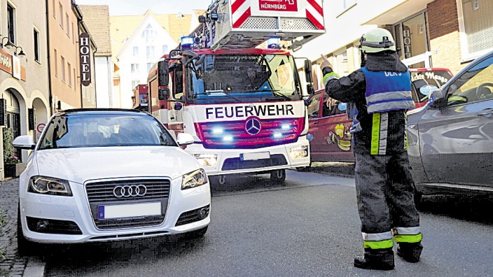 Feuerwehrfahrzeug in der Nürnberger Altstadt
