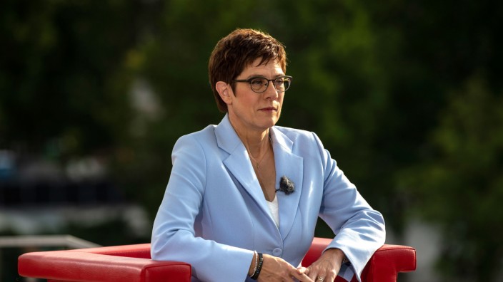CDU-Chefin Kramp-Karrenbauer im ARD-Sommerinterview 2019