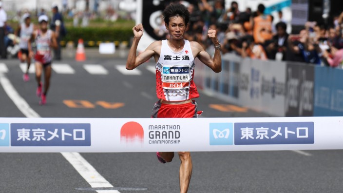 Olympische Spiele 2020: Alles richtig gemacht: Bei Japans Olympia-Ausscheidung im Marathonlauf hat sich Shogo Nakamura seine Kräfte besser eingeteilt als die Rekordler.