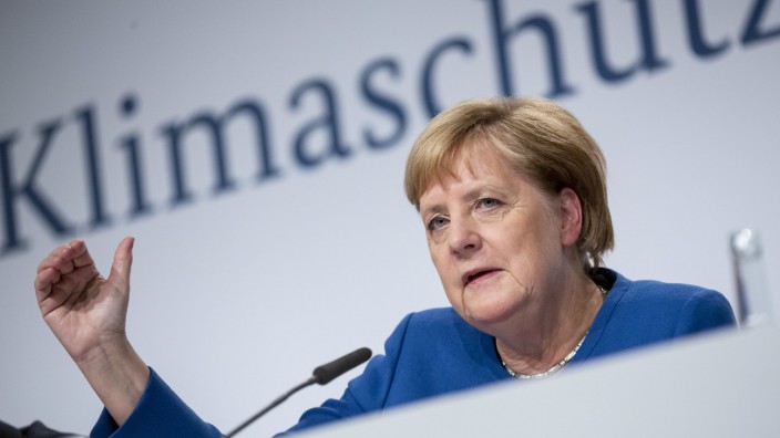 Klimaschutz: Angela Merkel auf einer Pressekonferenz zum Klimakabinett