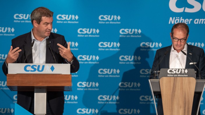 Markus Söder und Alexander Dobrindt sprechen bei der Abschlusspressekonferenz zur CSU-Vorstandsklausur.