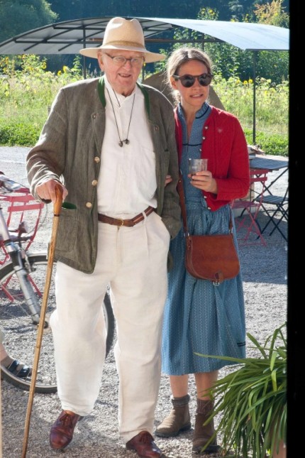 Ein besonderes Wochenende in Glonn: Senior Karl Ludwig Schweisfurth und Kirsten Walter genießen den Trubel, auch wenn nicht ganz so viel los ist wie im Vorjahr.