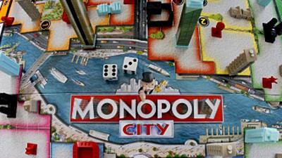 Monopoly im Internet: Die Pennsylvania Avenue in Washington - Sitz des Weißen Hauses - gibt es schon für eine Millionen Monopoly-Dollar zu kaufen.