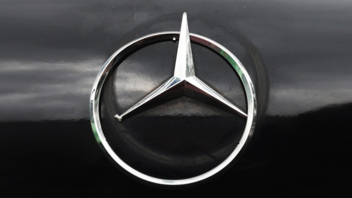 Abgebrochener Mercedes-Stern
