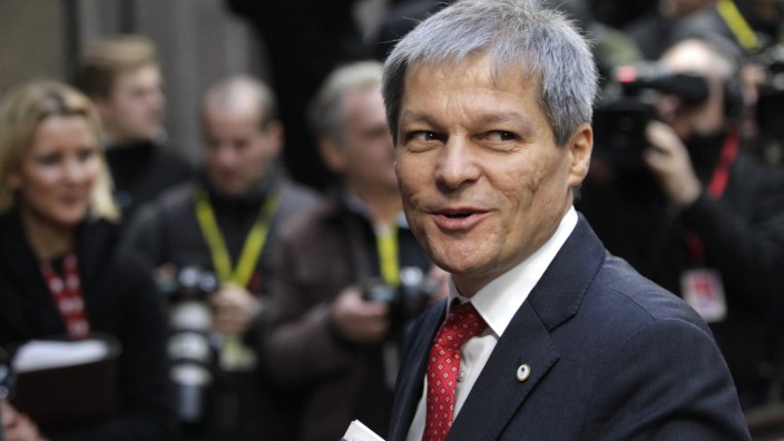 EU-Parlament: Durchaus machtbewusst: Rumäniens Ex-Premier Dacian Cioloș führt jetzt die Fraktion der Liberalen im Europaparlament.