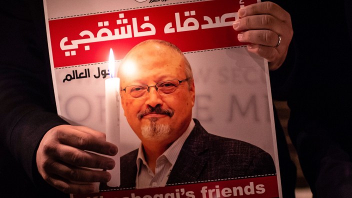 Fall Khashoggi: Der Mord an Jamal Khashoggi vor einem Jahr sorgte für Bestürzung: Mahnwache vor dem saudi-arabischen Konsulat in Istanbul.