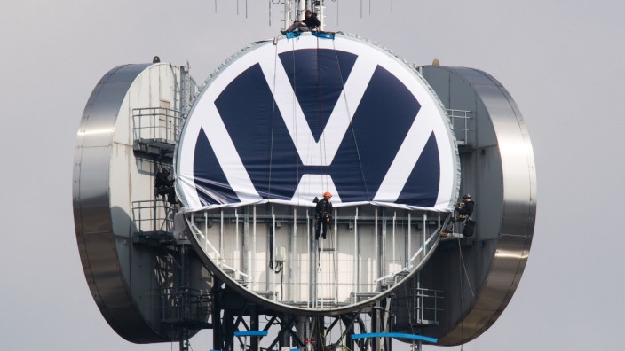 Neues VW Logo auf 'Telemoritz' in Hannover