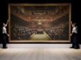 Gemälde "Devolved Parliament" von Banksy bei der Versteigerung bei Sotheby's
