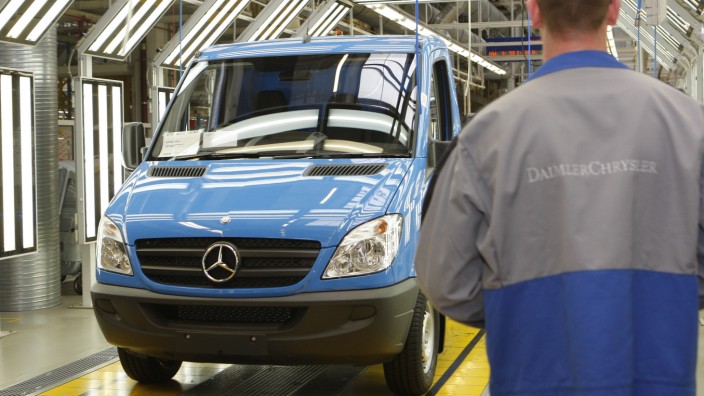 Abgas-Manipulationsverdacht bei Daimler-Transportern