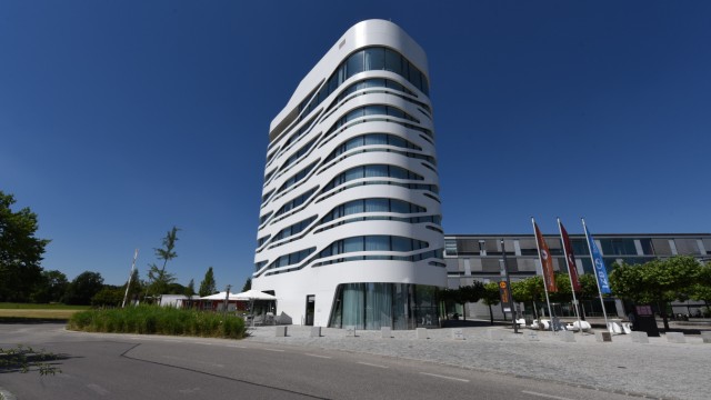 Hotel-Turm IZB Residence in Planegg, 2016