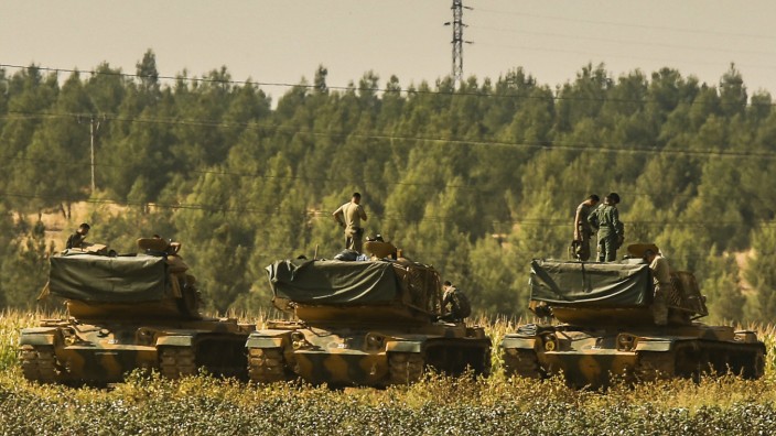 Syrien-Krieg: Türkische Soldaten nahe der syrischen Grenze