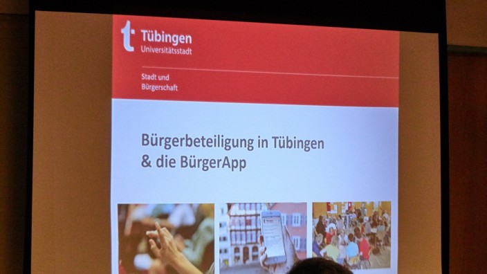 Neue Ideen in Puchheim: Die Universitätsstadt Tübingen lässt ihre Bürger per App mitreden. Das könnte ein Modell für Puchheim sein, finden die Grünen.