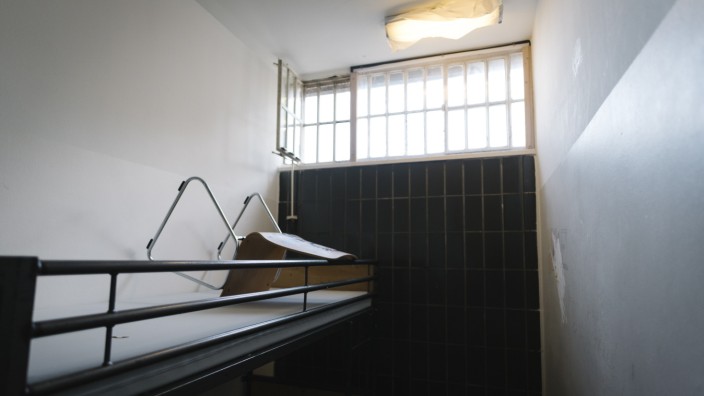 125 Jahre Stadelheim: In einer solchen Zelle sind Menschen in Untersuchungshaft in der Justizvollzugsanstalt Stadelheim untergebracht.