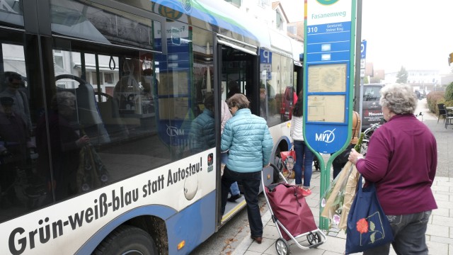 SZ-Serie: Mit dem Bus in den Landkreis, Folge 10: Um den Nahverkehr attraktiver zu machen, braucht es mehr Busfahrer.