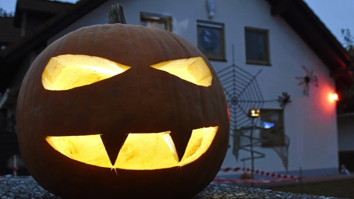 Halloween: Der Kürbis ist Pflicht am Gruselhaus von Mammendorf