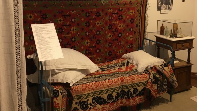 Städtereise nach Tobolsk: Im neuen Museum steht unter anderem das Bett des Zarensohns, der an Hämophilie litt, einer Erbkrankheit.