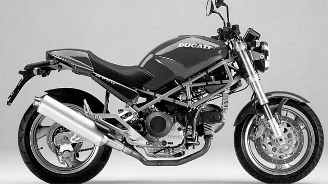 Skandal in der Stadtverwaltung: Ducatis (im Bild), Yamahas, Kawasakis -die Diebesbande stahl nur hochwertige Motorräder und verkaufte sie nach Bosnien-Herzegowina weiter.
