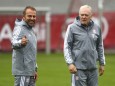 FC Bayern: Hansi Flick und Hermann Gerland beim Training