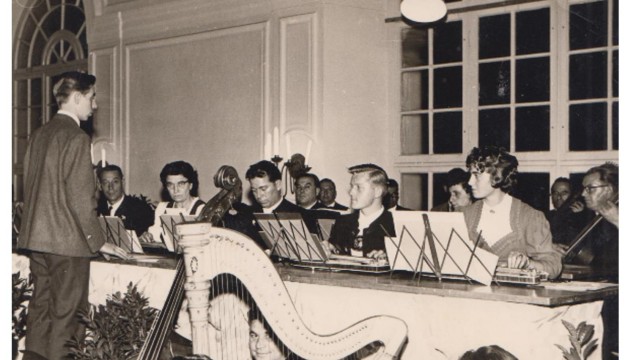 Jubiläumskonzert im Dachauer Schloss: Schon am 14. November 1959 und auch vor drei Jahren gab es zwei Konzerte im Dachauer Zitherklub. Siegfried Heigls Motivation ist schließlich, dass es weitergeht mit dem Klub.