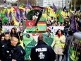 Kurden demonstrieren in Berlin