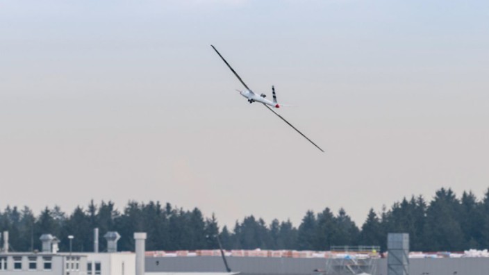Technik: Test eines aeroelastischen Flugzeugs