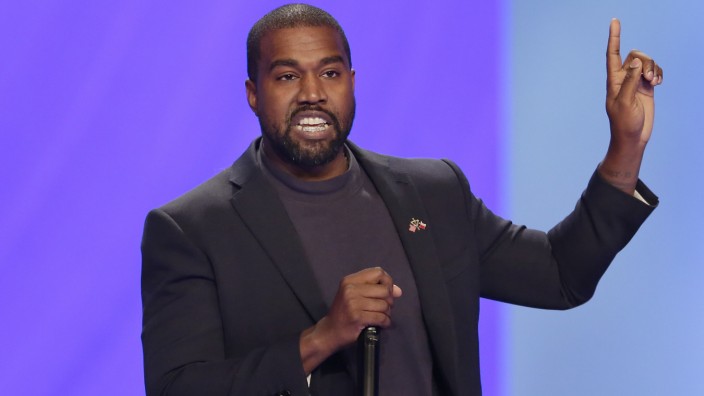 Gottesdienst-Oper von Kanye West: "Gott hat mich lange Zeit gerufen, der Teufel hat mich jedoch lange Zeit abgelenkt", sagt der Musiker Kanye West.