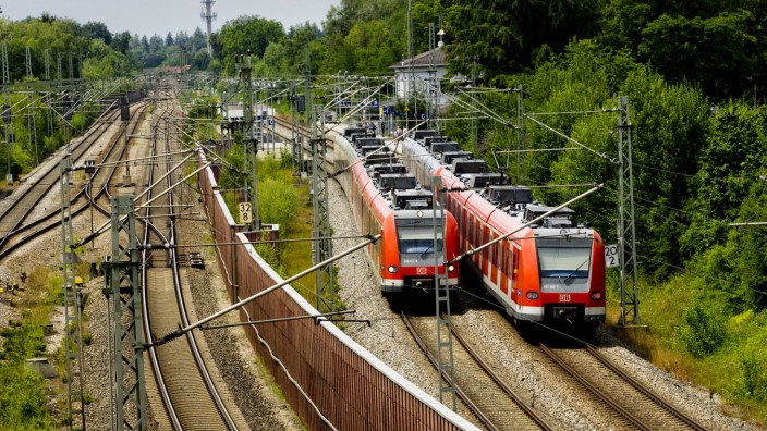 Große Pläne beim Verkehrsverbund: Die S-Bahnen fahren künftig noch weiter ins Umland.