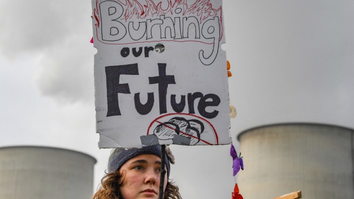 Umweltschutzaktivisten protestieren gegen die Klimapolitik
