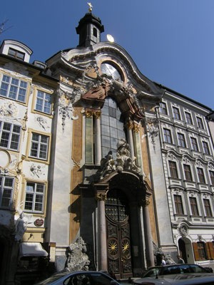 Asamkirche, Sendlinger Straße