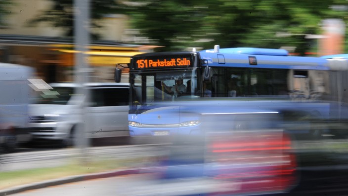 Münchner OB fordert für Bus und Bahn mehr Geld