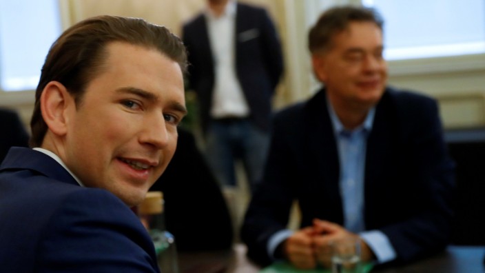 FILE PHOTO: Austrian Conservative leader Sebastian Kurz (L) and Greens party chief Werner Kogler meet for coalition talks in Vienna